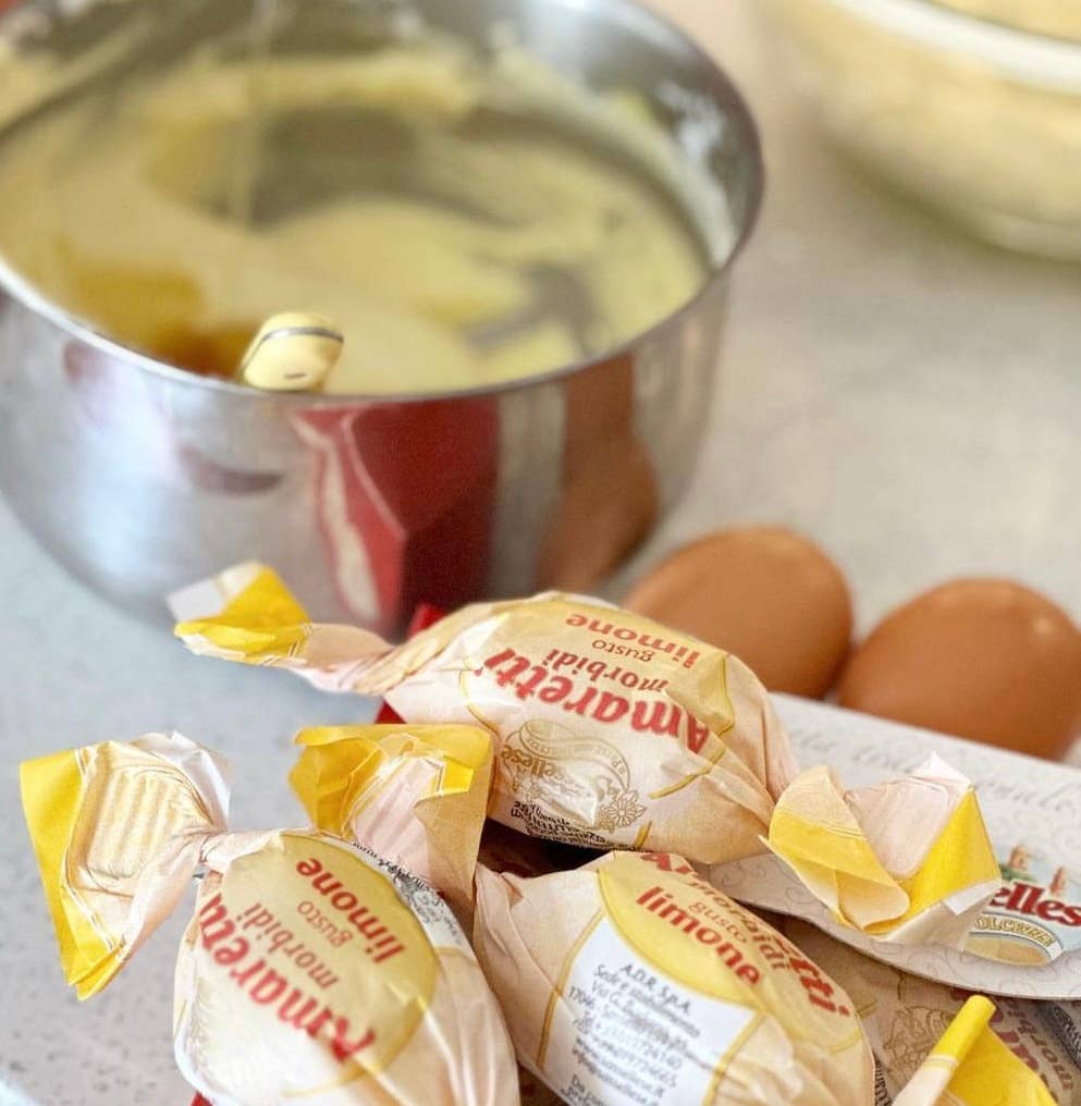 La Sassellese Soft Amaretti with Lemon